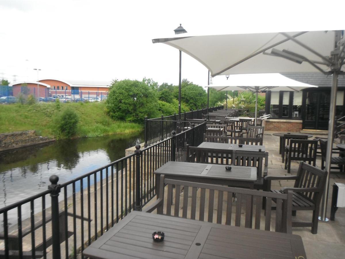 Boat & Horses Inn Oldham Buitenkant foto