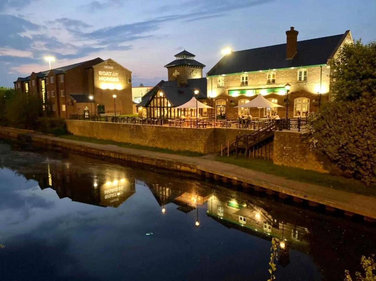 Boat & Horses Inn Oldham Buitenkant foto